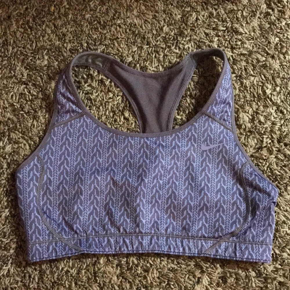 Women’s Nike Dri fit sports bra